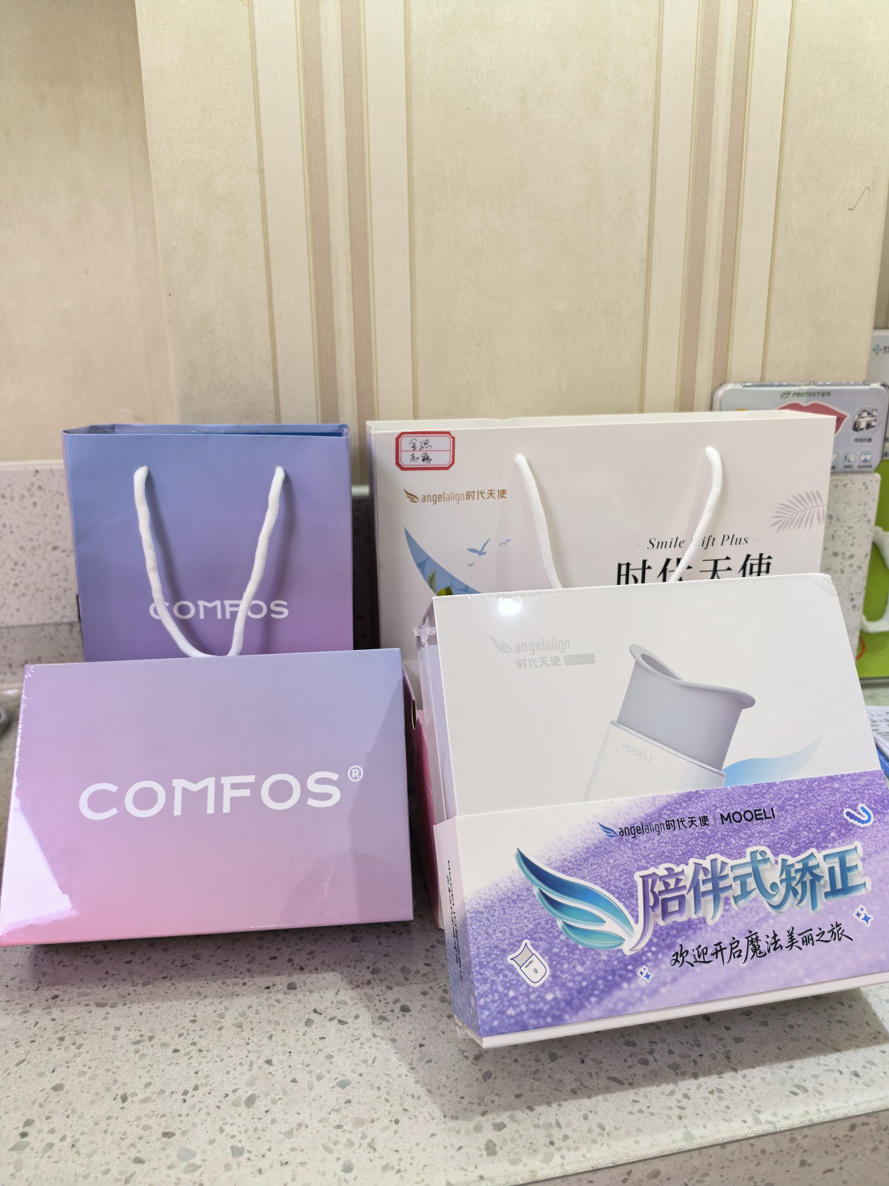 1c81ba15fde8a5b8d76ddec3af330c59.jpg